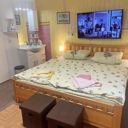 홈스테이 Ferienunterkuenfte Schulz *