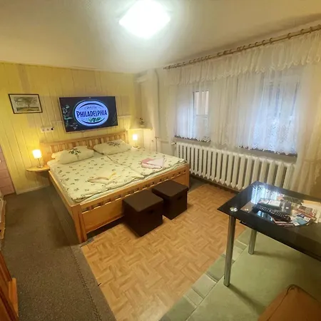 홈스테이 Ferienunterkuenfte Schulz 제바트헤링스도르프