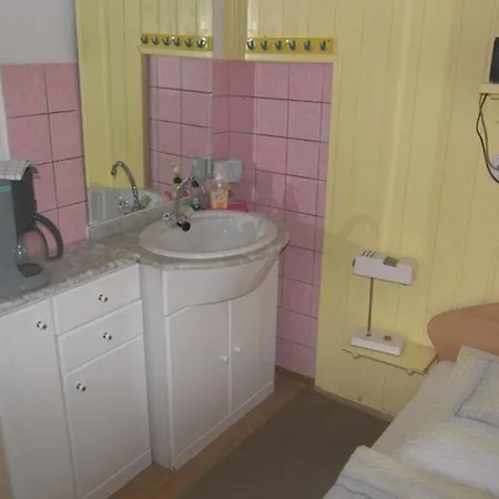 Ferienunterkuenfte Schulz * 제바트헤링스도르프